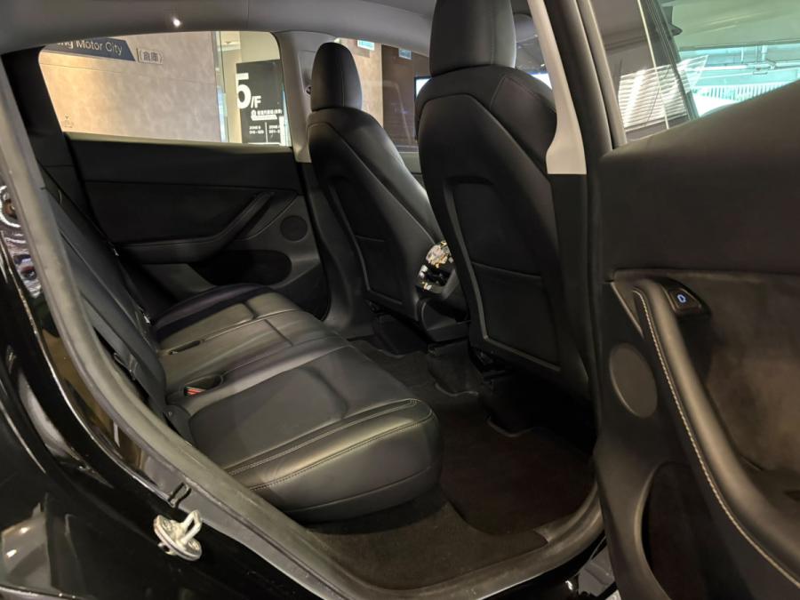 Model Y RWD - Image 4
